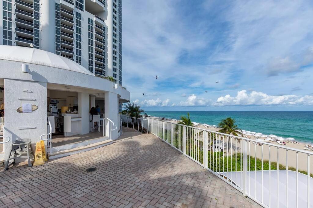 Luxury Trump International Ocean View 1100Sf 1 Bd 1Bth Apartment Miami Beach Exterior photo