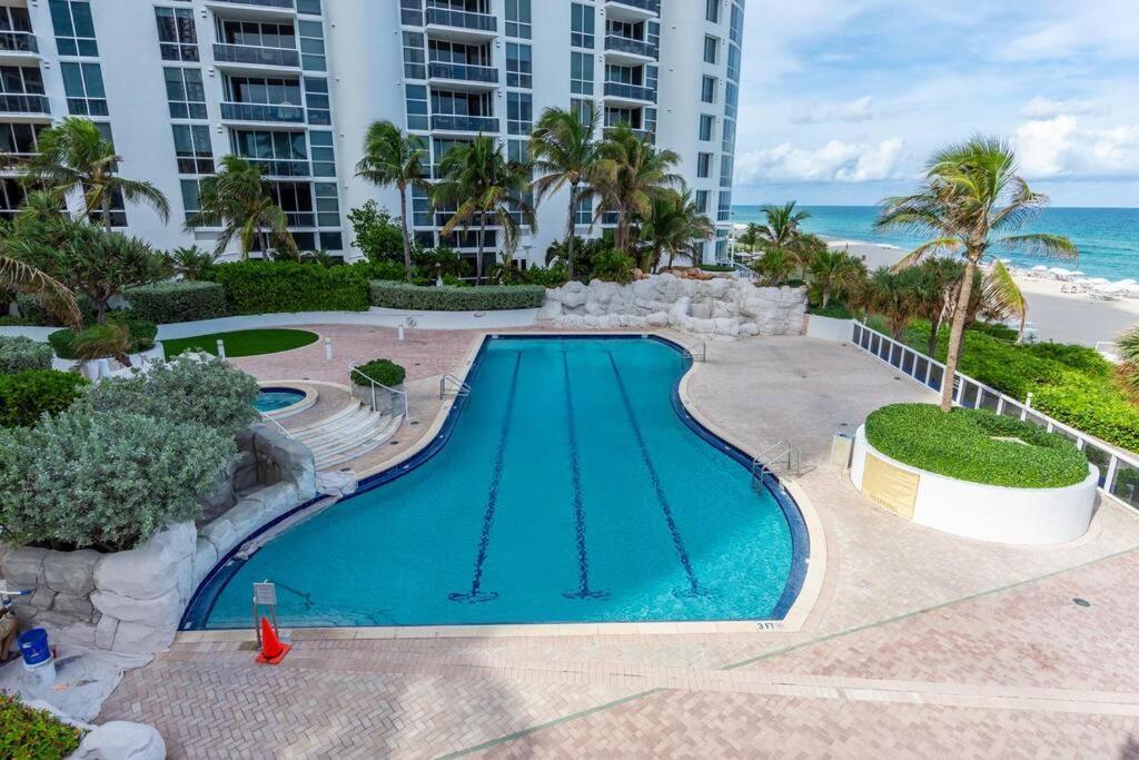 Luxury Trump International Ocean View 1100Sf 1 Bd 1Bth Apartment Miami Beach Exterior photo